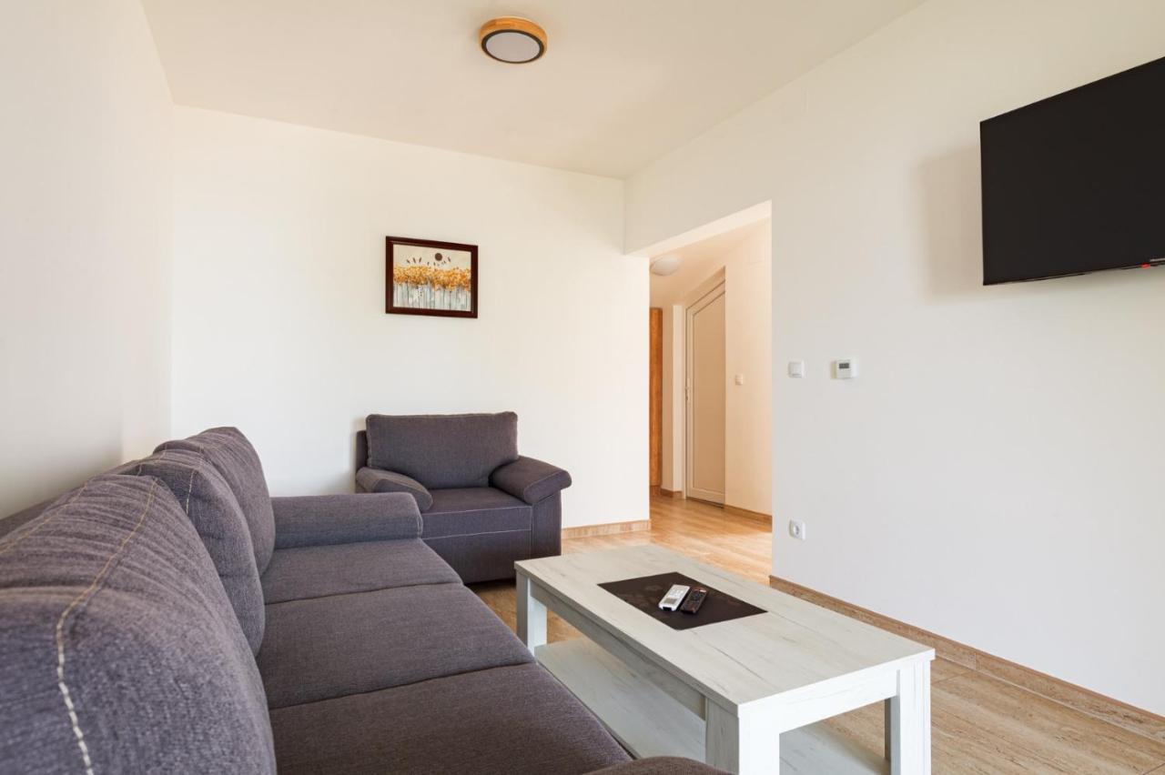 Apartmani Porto Golubac Esterno foto