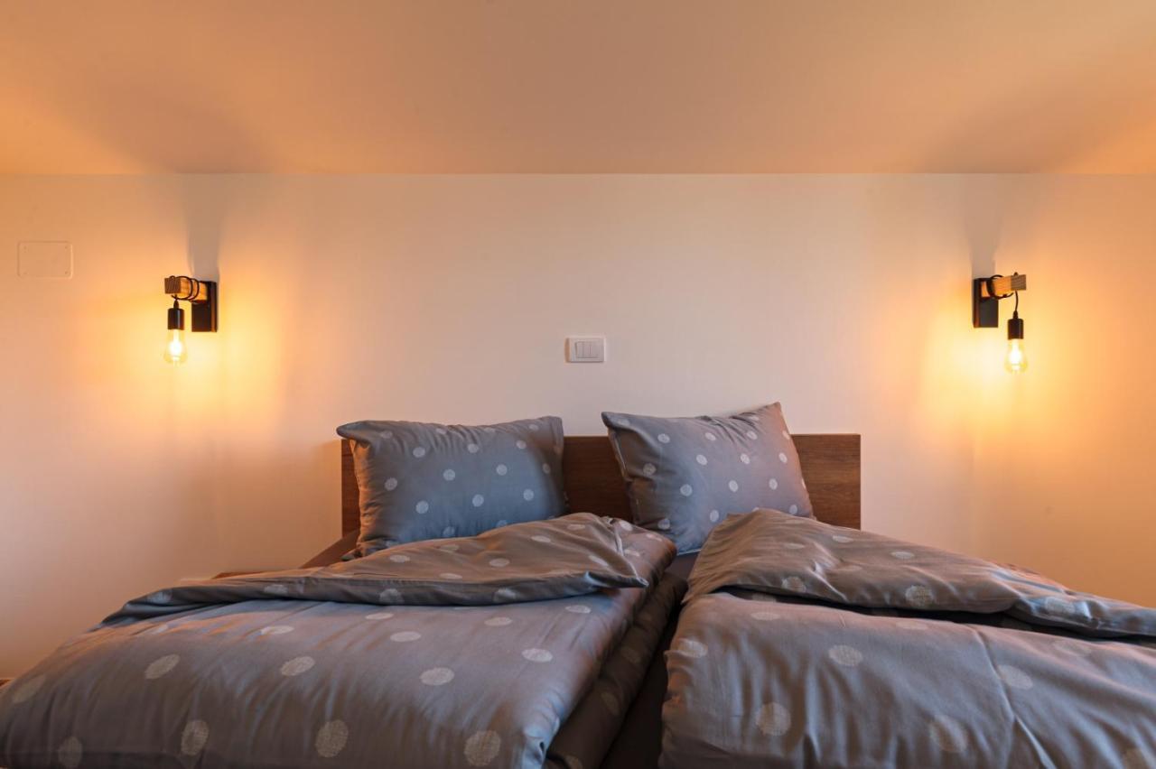Apartmani Porto Golubac Esterno foto