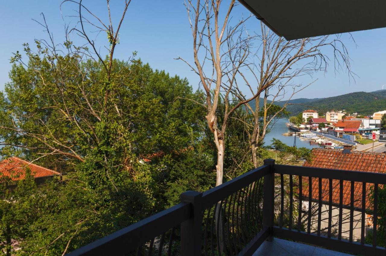 Apartmani Porto Golubac Esterno foto