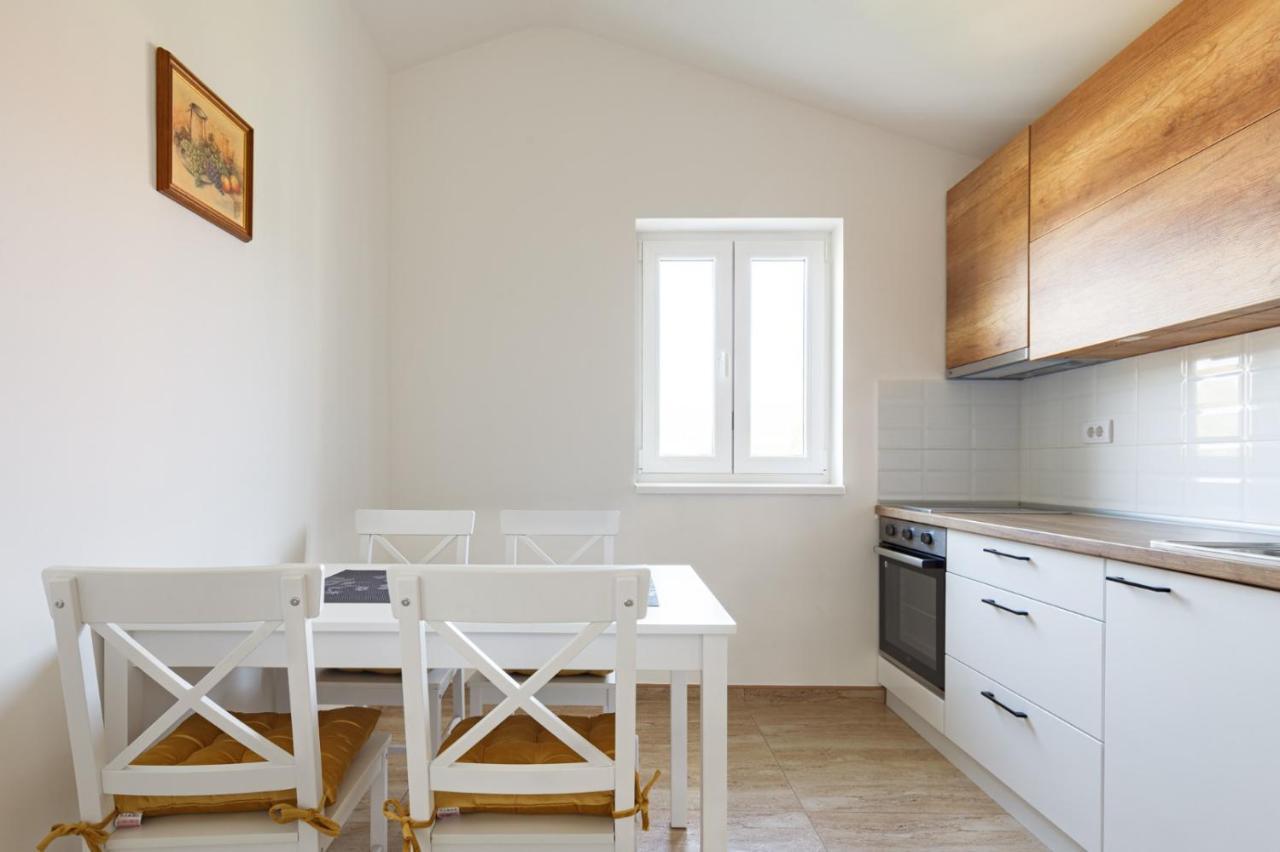 Apartmani Porto Golubac Esterno foto